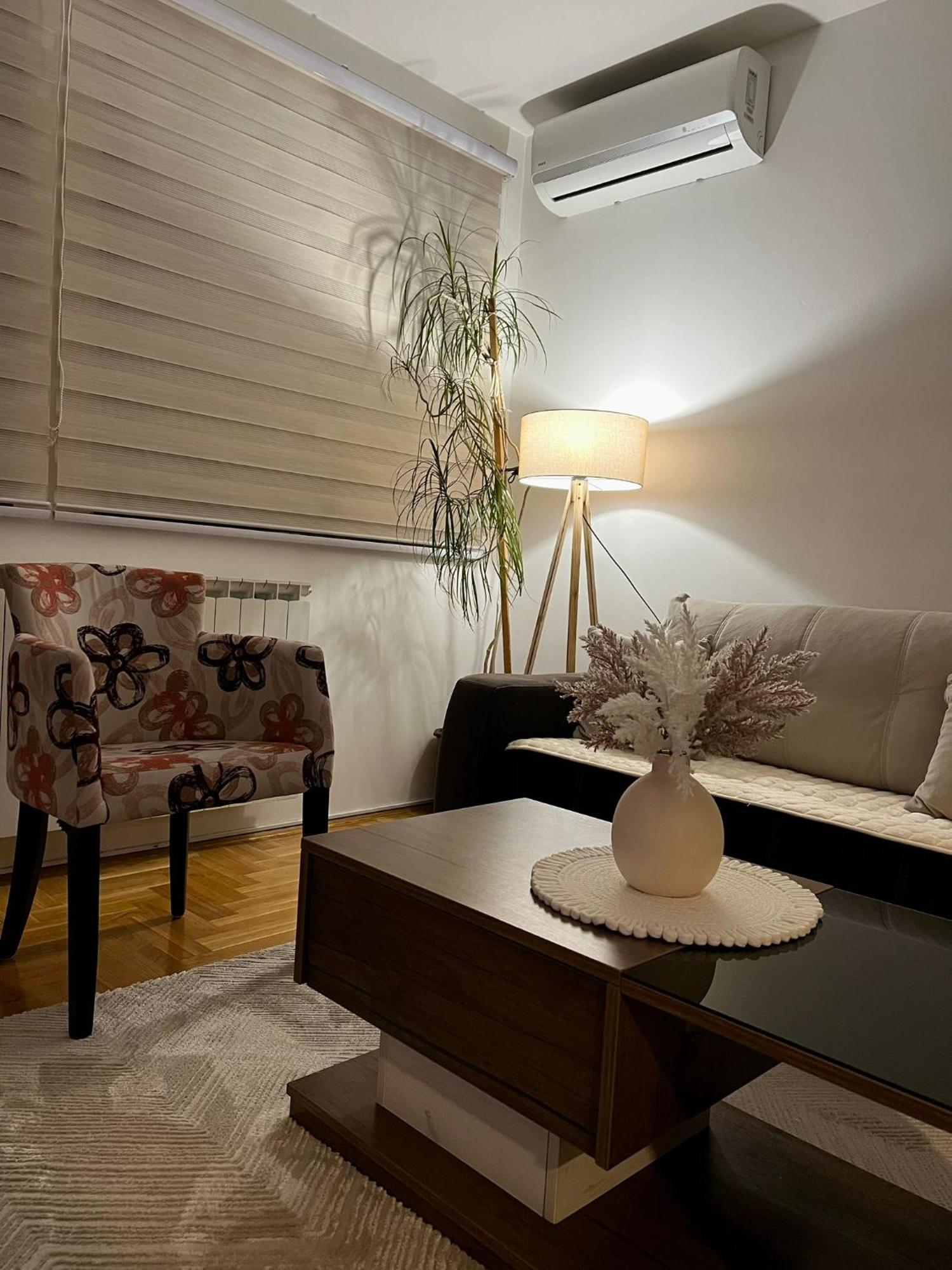 Apartman Manja Lukavica Exterior photo